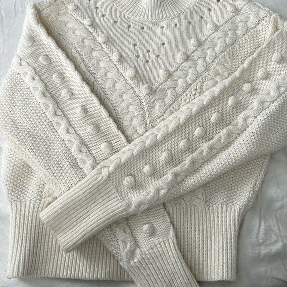Cozy Cable Knit Sweater - Cream